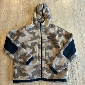 Mountain Hardwear teddy jacket